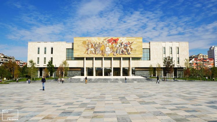 The National Hictorical Museum - Tiranë